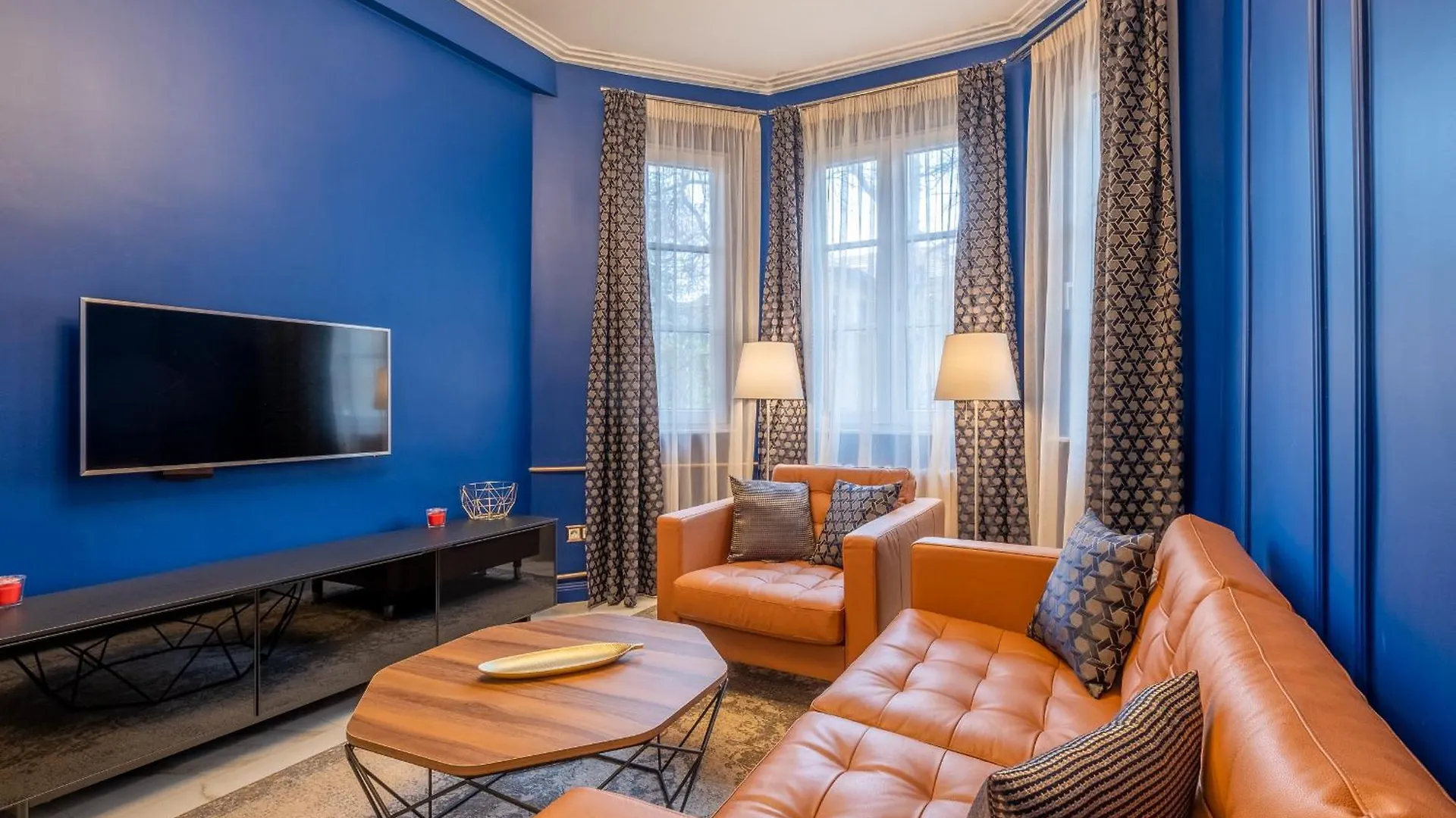 Sofia'S Classy Blu -2 Bedrooms Sofia