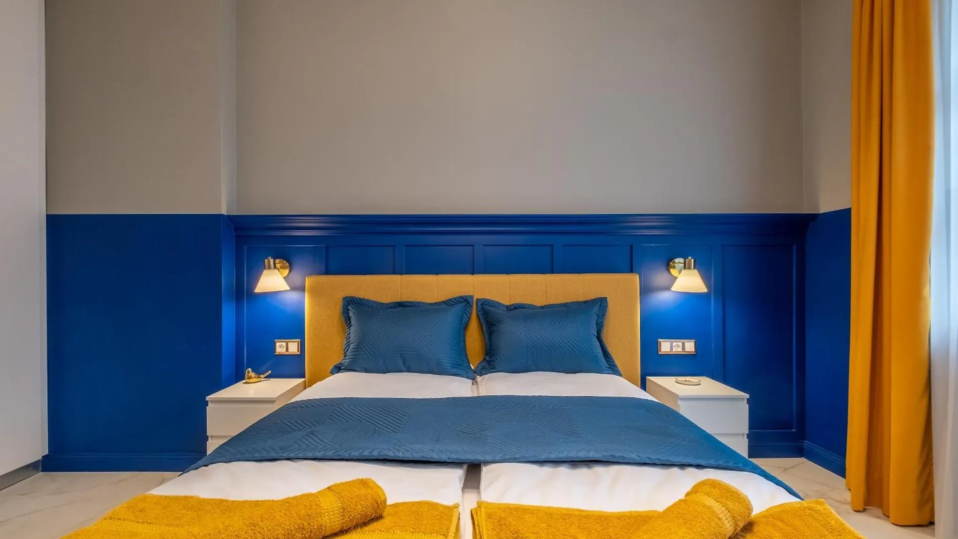 Sofia'S Classy Blu -2 Bedrooms